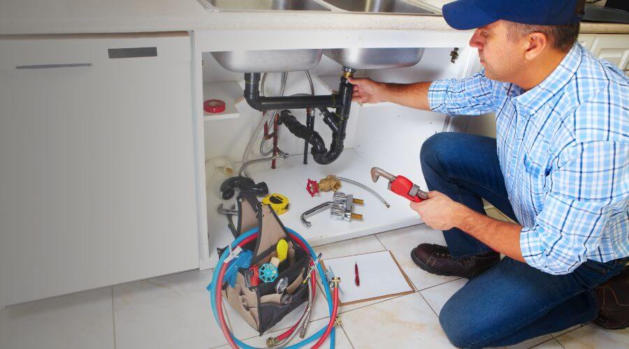 Expert burst pipe repair services in Wausau, FL